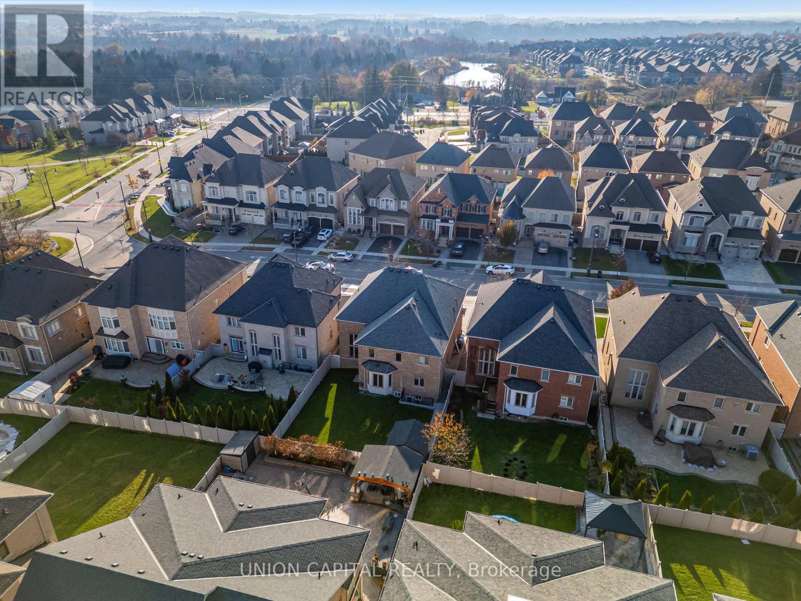 67 Royal West Drive, Brampton, Ontario  L6X 0Z8 - Photo 41 - W12566006