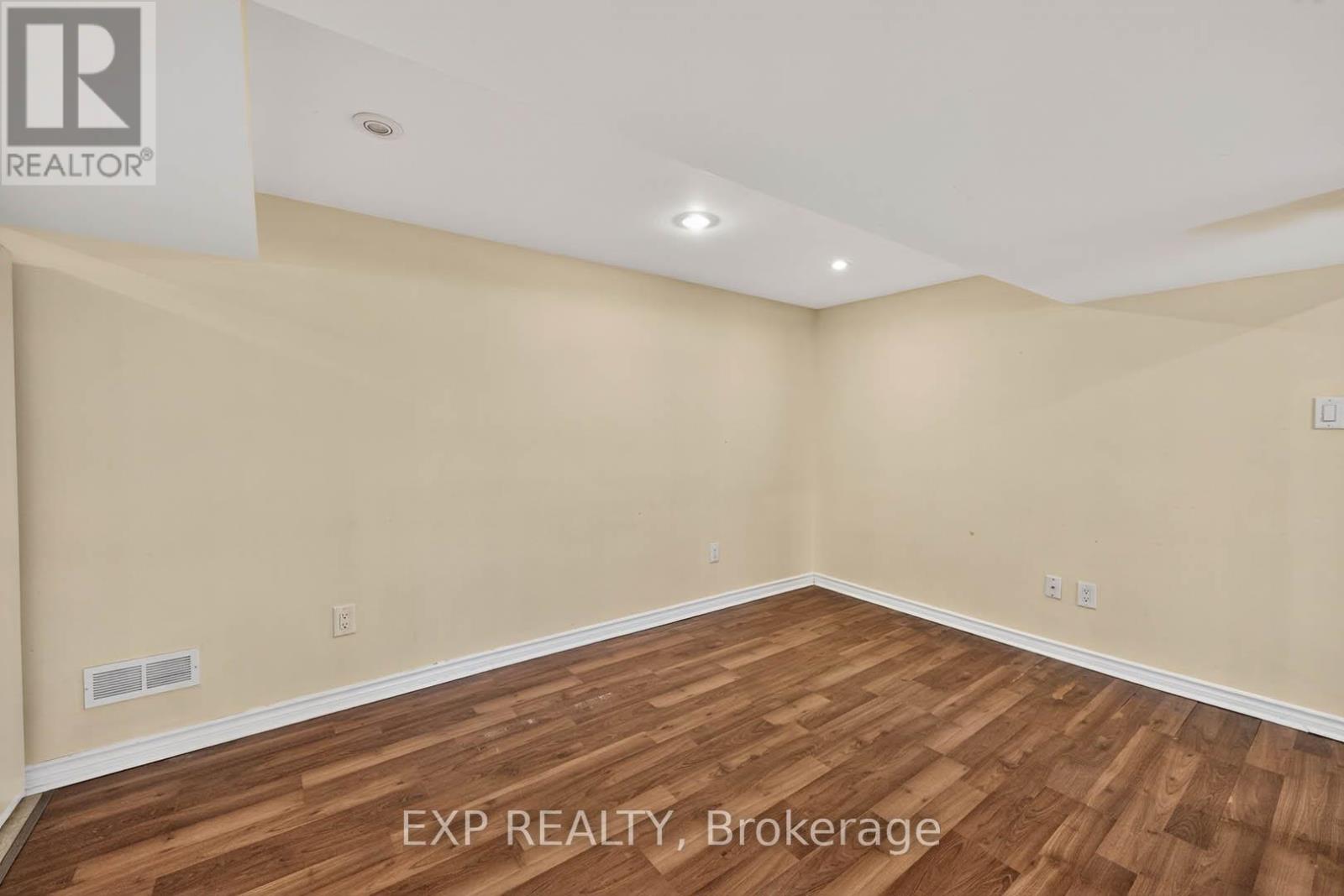 Lower Level - 3567 Queenston Drive, Mississauga, Ontario  L5C 2G8 - Photo 18 - W12566010