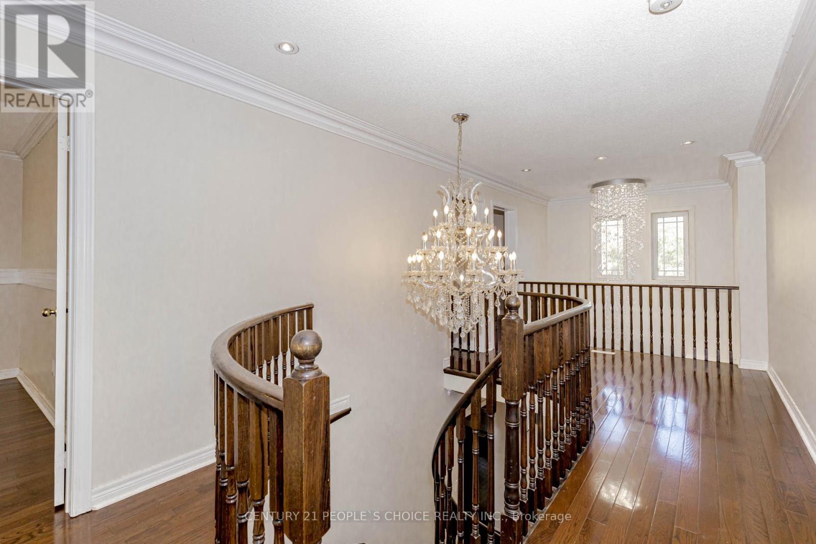 897 Bancroft Drive, Mississauga, Ontario  L5V 1X7 - Photo 24 - W12566020