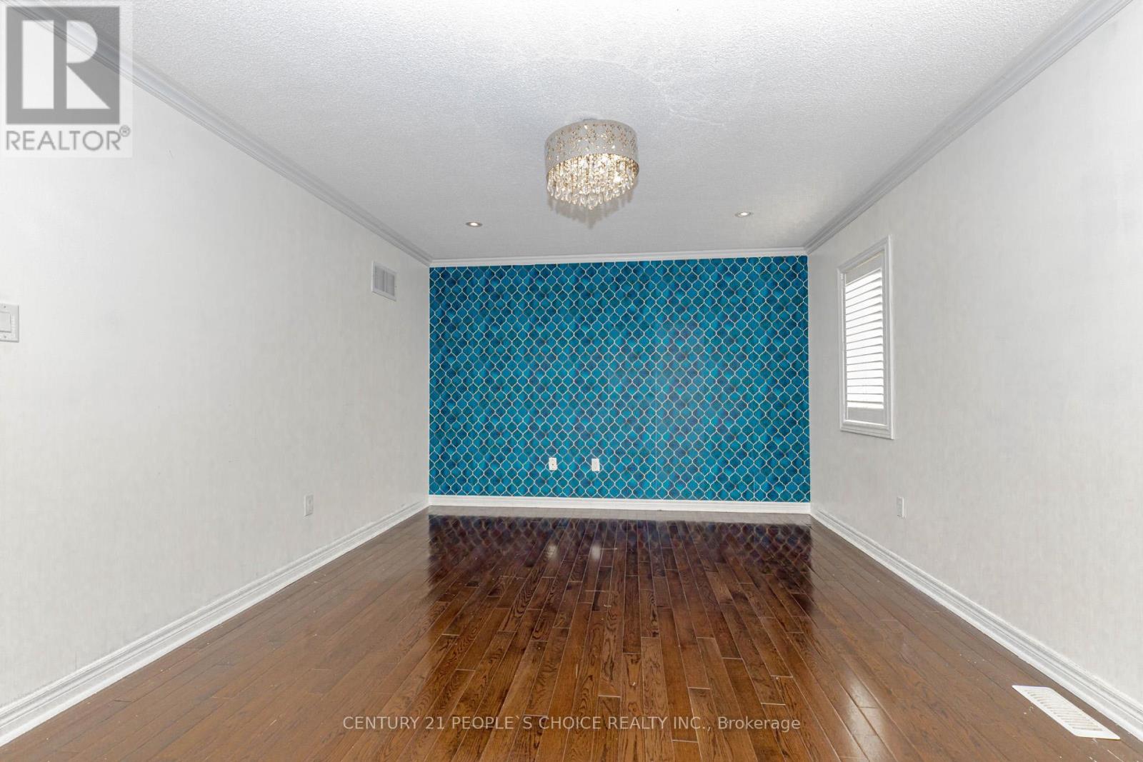 897 Bancroft Drive, Mississauga, Ontario  L5V 1X7 - Photo 29 - W12566020