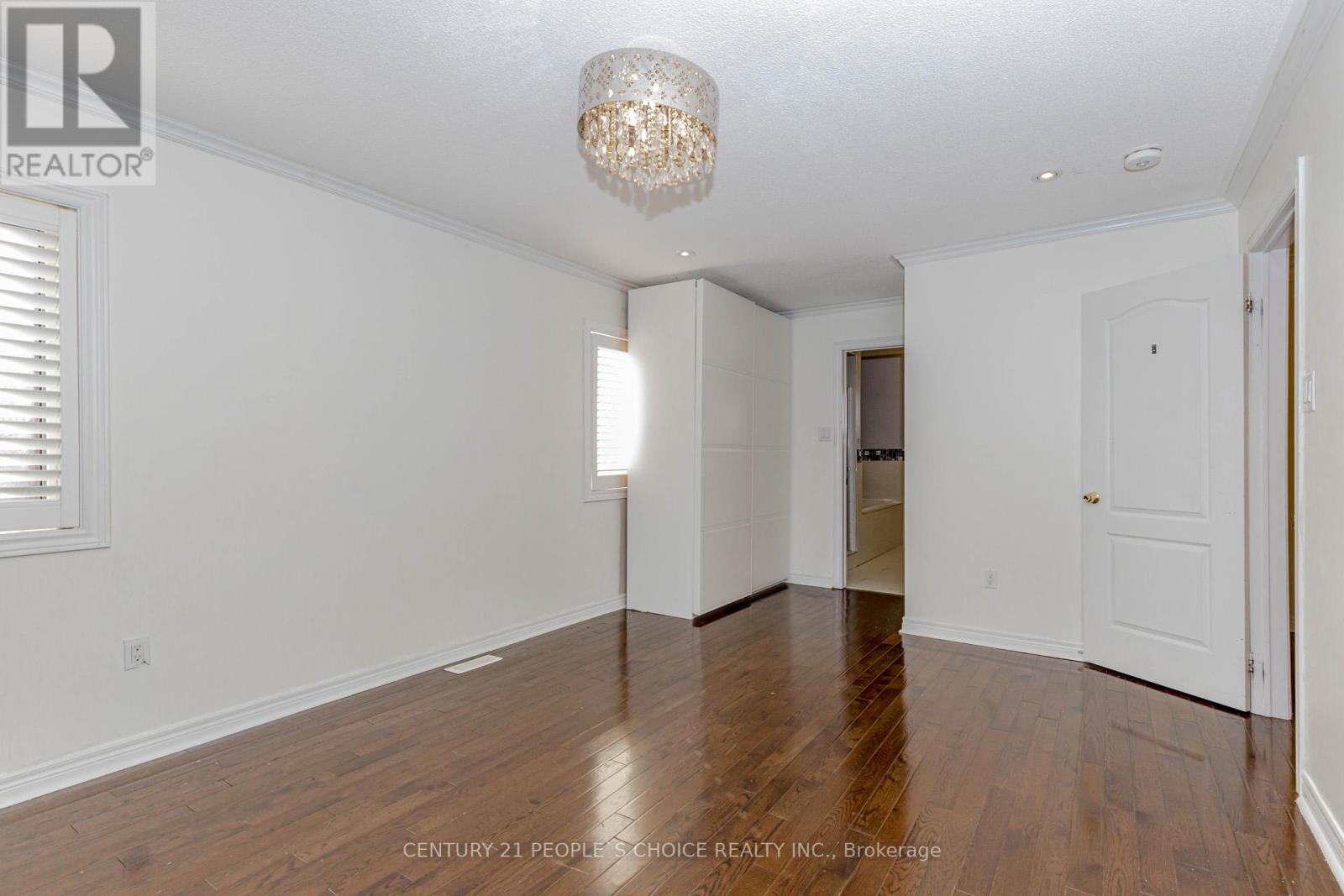 897 Bancroft Drive, Mississauga, Ontario  L5V 1X7 - Photo 31 - W12566020