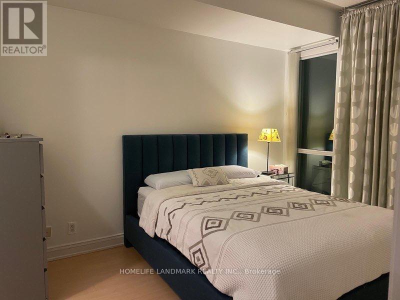 1703 - 3939 Duke Of York Boulevard, Mississauga, Ontario  L5B 4N2 - Photo 8 - W12566026