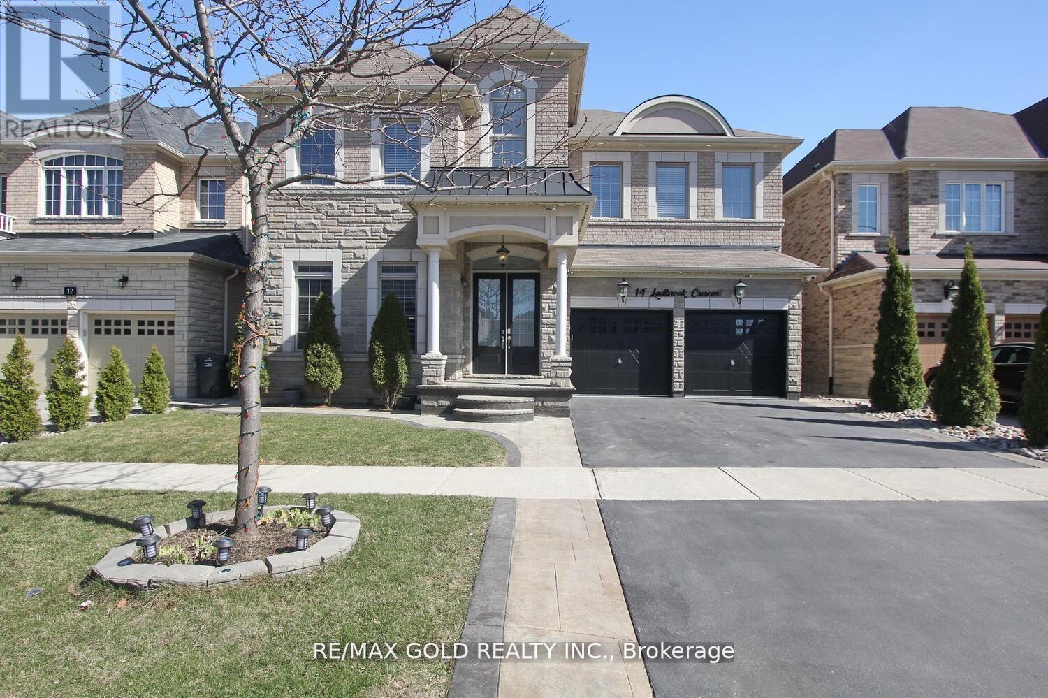 14 LADBROOK CRESCENT, Brampton, Ontario