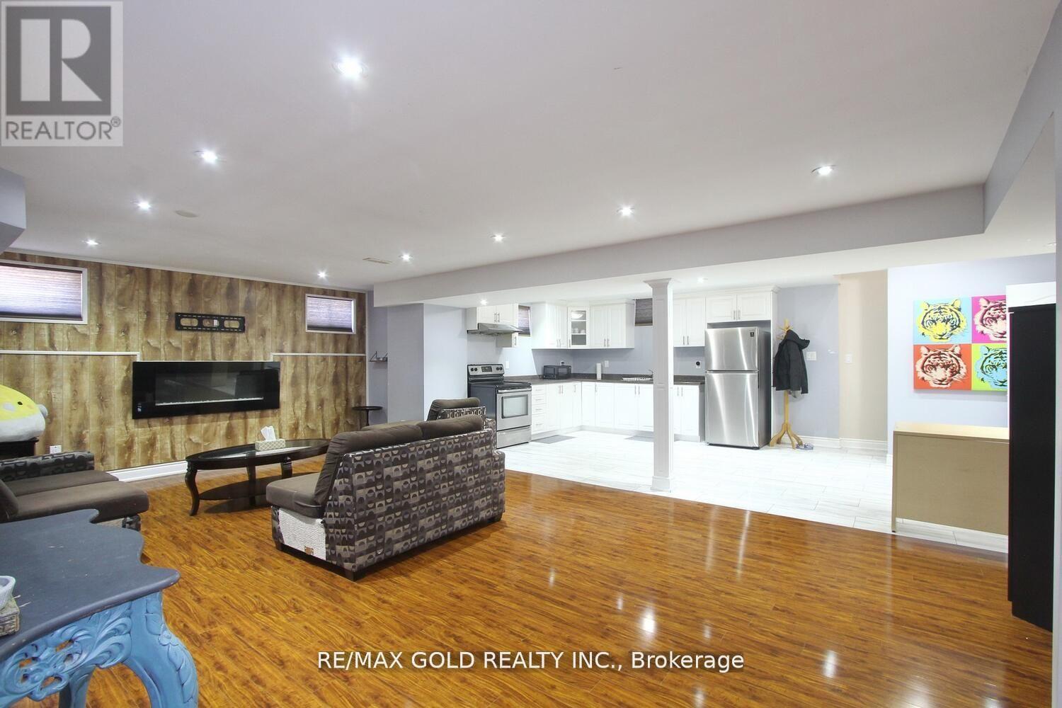 14 Ladbrook Crescent, Brampton, Ontario  L6X 5H6 - Photo 39 - W12566042