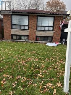 52 Watercliffe Road, Toronto, Ontario  M9W 4E7 - Photo 5 - W12566070