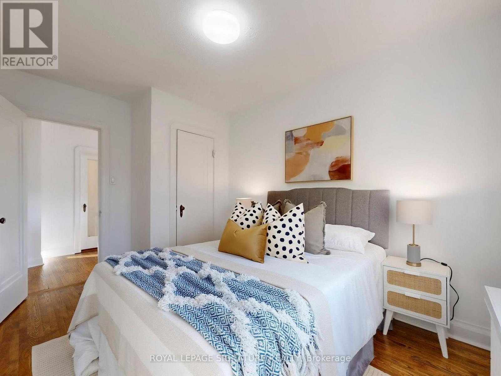 92 Alder Crescent, Toronto, Ontario  M8V 2H8 - Photo 12 - W12566092