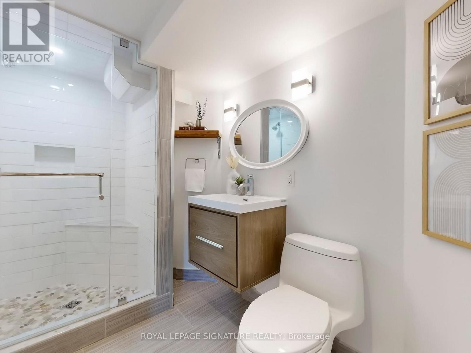 92 Alder Crescent, Toronto, Ontario  M8V 2H8 - Photo 23 - W12566092