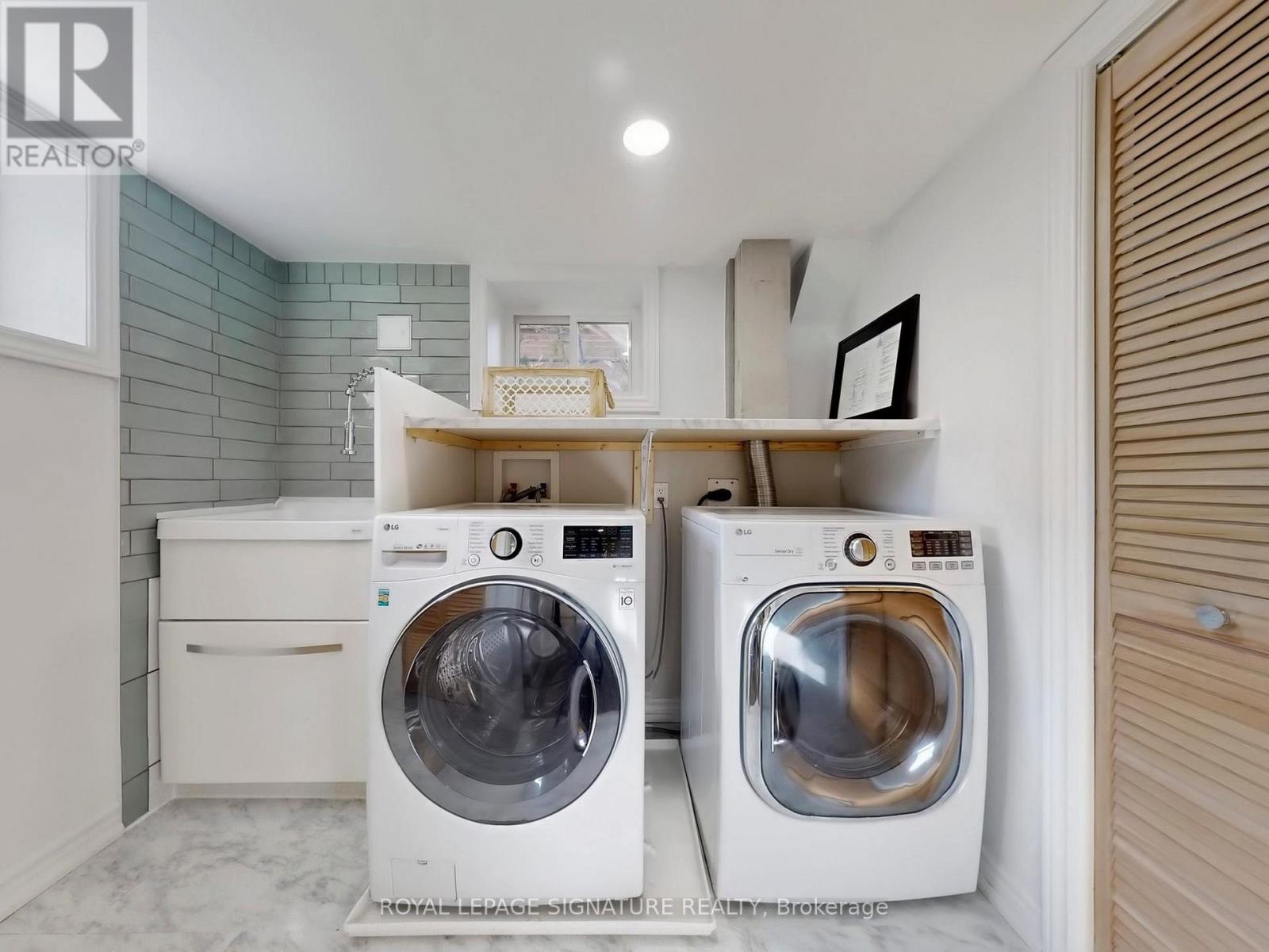 92 Alder Crescent, Toronto, Ontario  M8V 2H8 - Photo 25 - W12566092