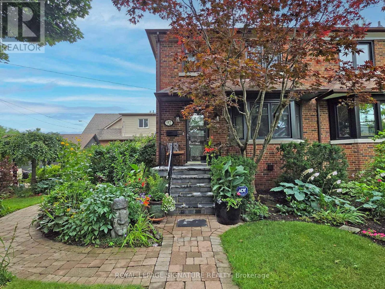 92 Alder Crescent, Toronto, Ontario  M8V 2H8 - Photo 29 - W12566092