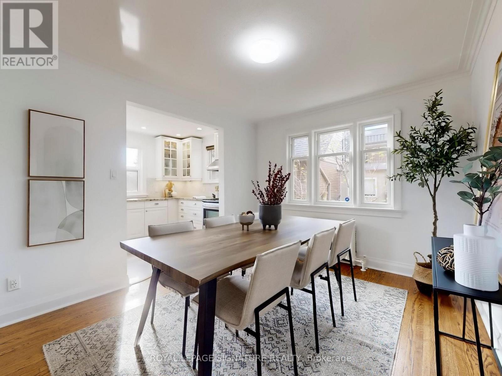 92 Alder Crescent, Toronto, Ontario  M8V 2H8 - Photo 5 - W12566092