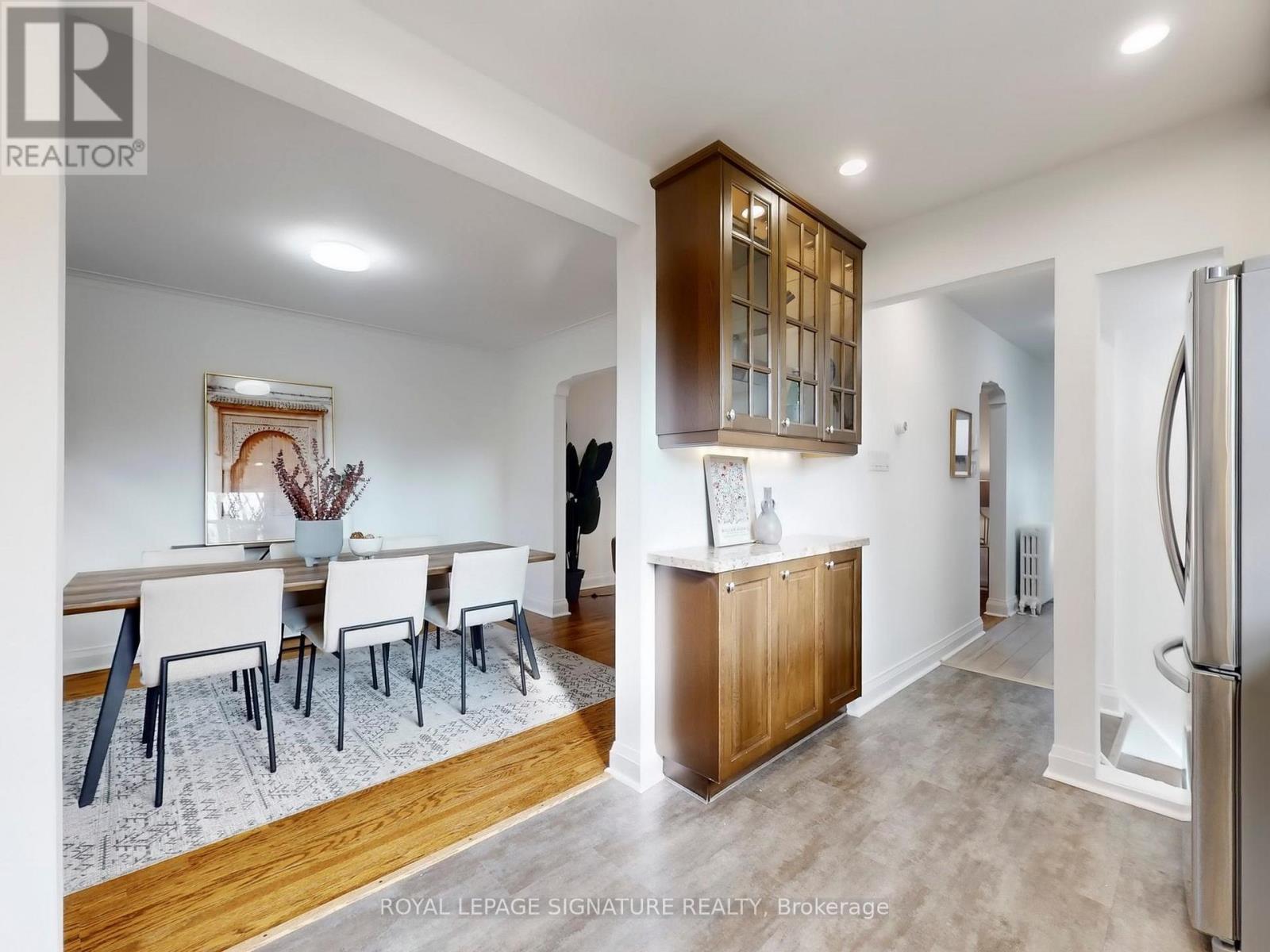 92 Alder Crescent, Toronto, Ontario  M8V 2H8 - Photo 9 - W12566092