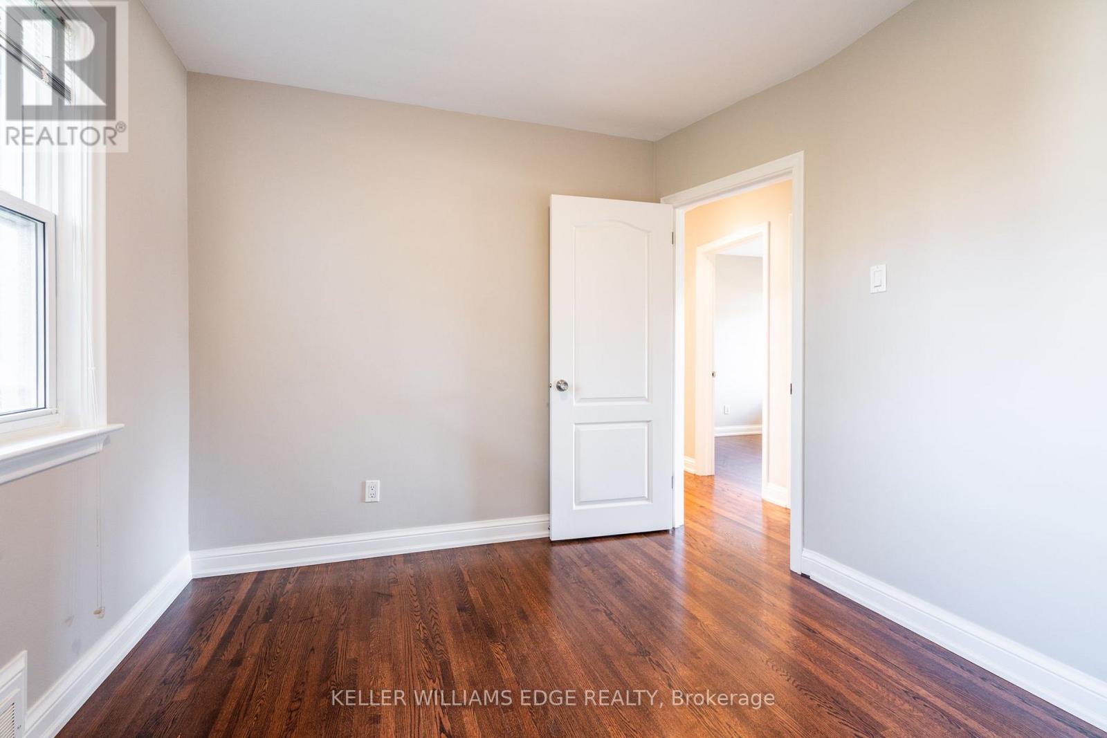 1523 Constance Drive, Oakville, Ontario  L6J 2T8 - Photo 21 - W12566094