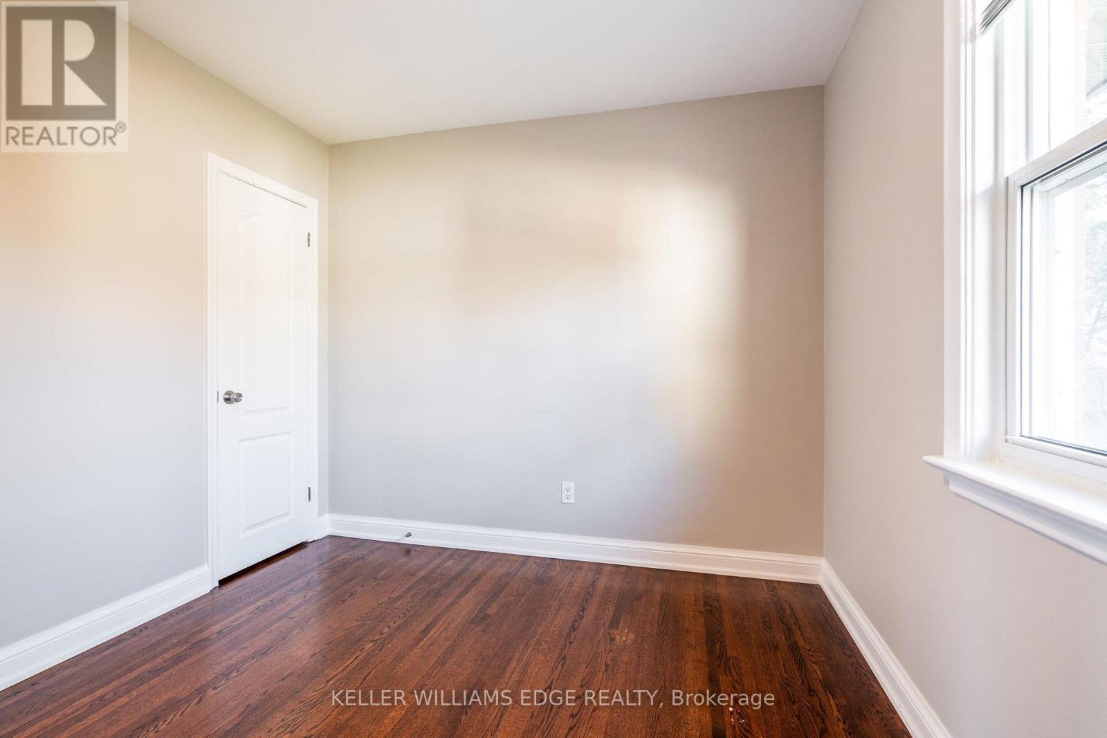 1523 Constance Drive, Oakville, Ontario  L6J 2T8 - Photo 22 - W12566094