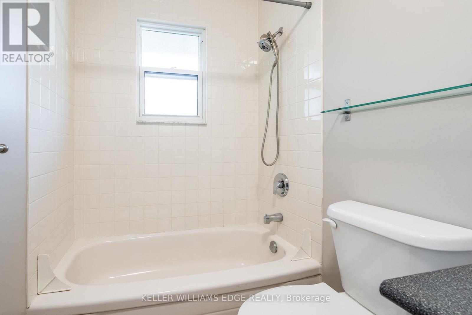 1523 Constance Drive, Oakville, Ontario  L6J 2T8 - Photo 23 - W12566094