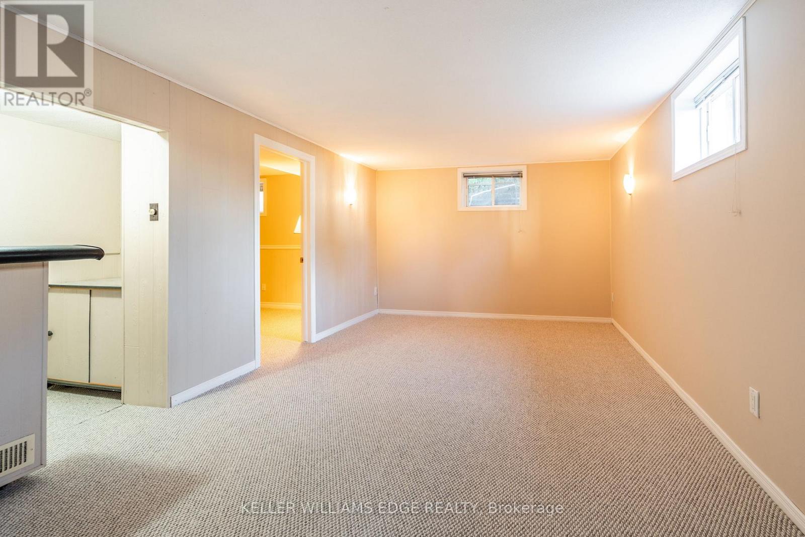 1523 Constance Drive, Oakville, Ontario  L6J 2T8 - Photo 28 - W12566094