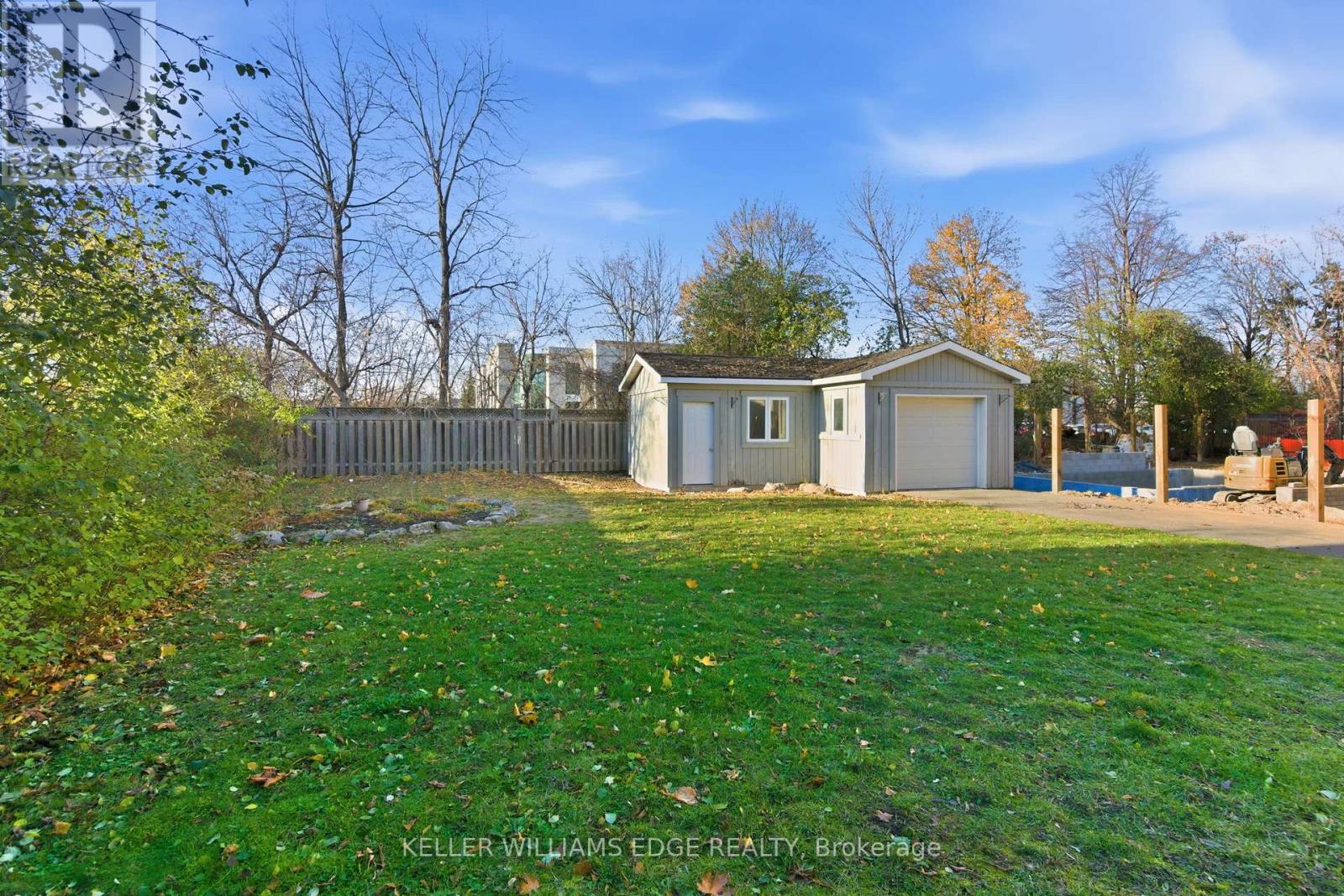 1523 Constance Drive, Oakville, Ontario  L6J 2T8 - Photo 38 - W12566094