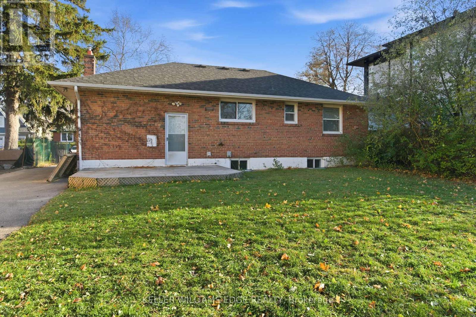 1523 Constance Drive, Oakville, Ontario  L6J 2T8 - Photo 42 - W12566094