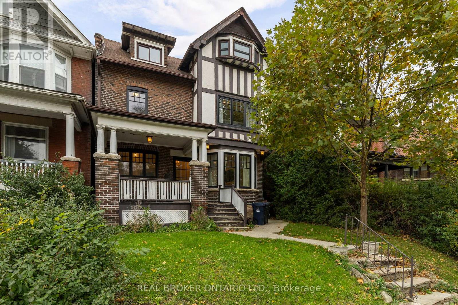 23 TRILLER AVENUE, Toronto, Ontario