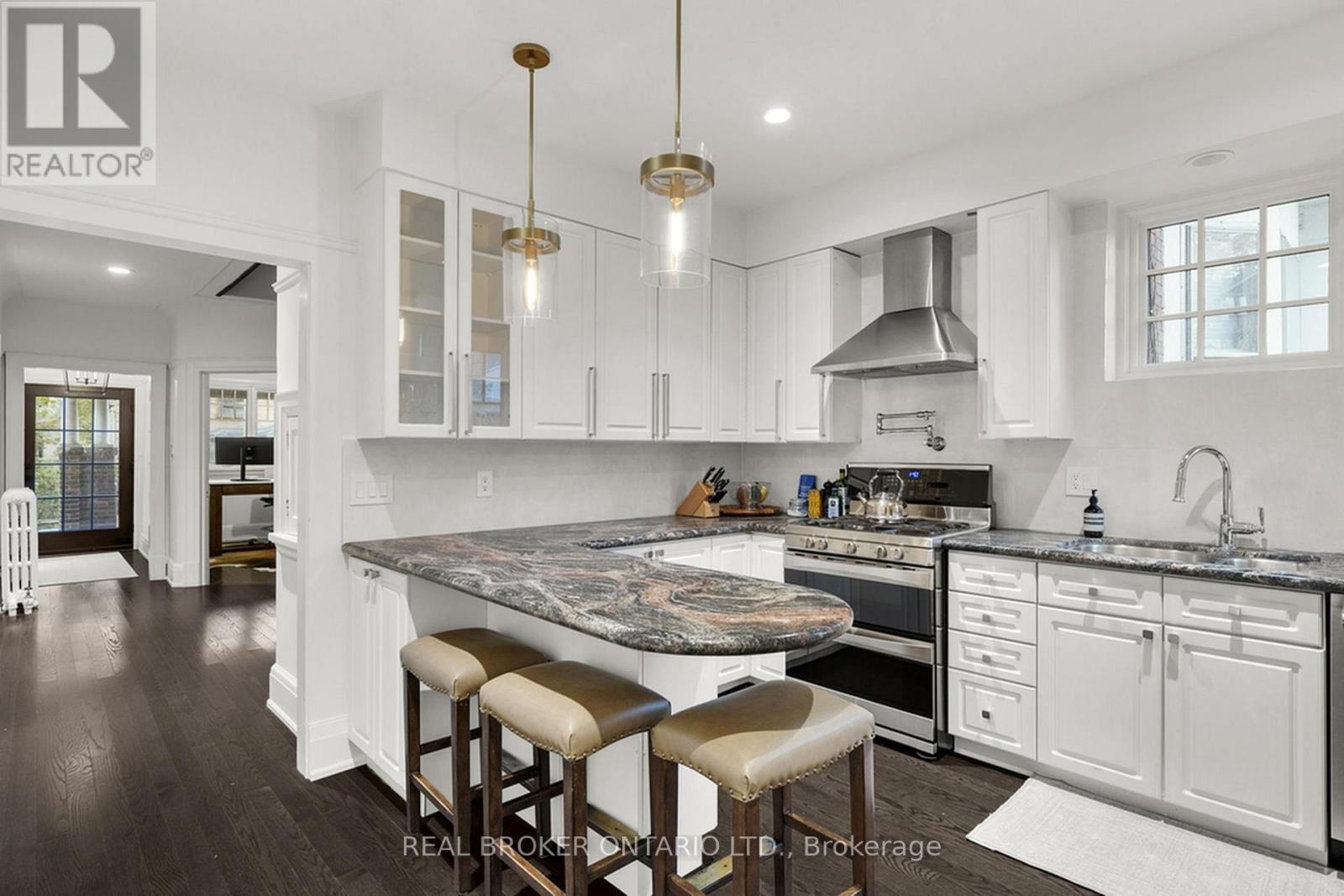 23 Triller Avenue, Toronto, Ontario  M6K 3B7 - Photo 12 - W12566104