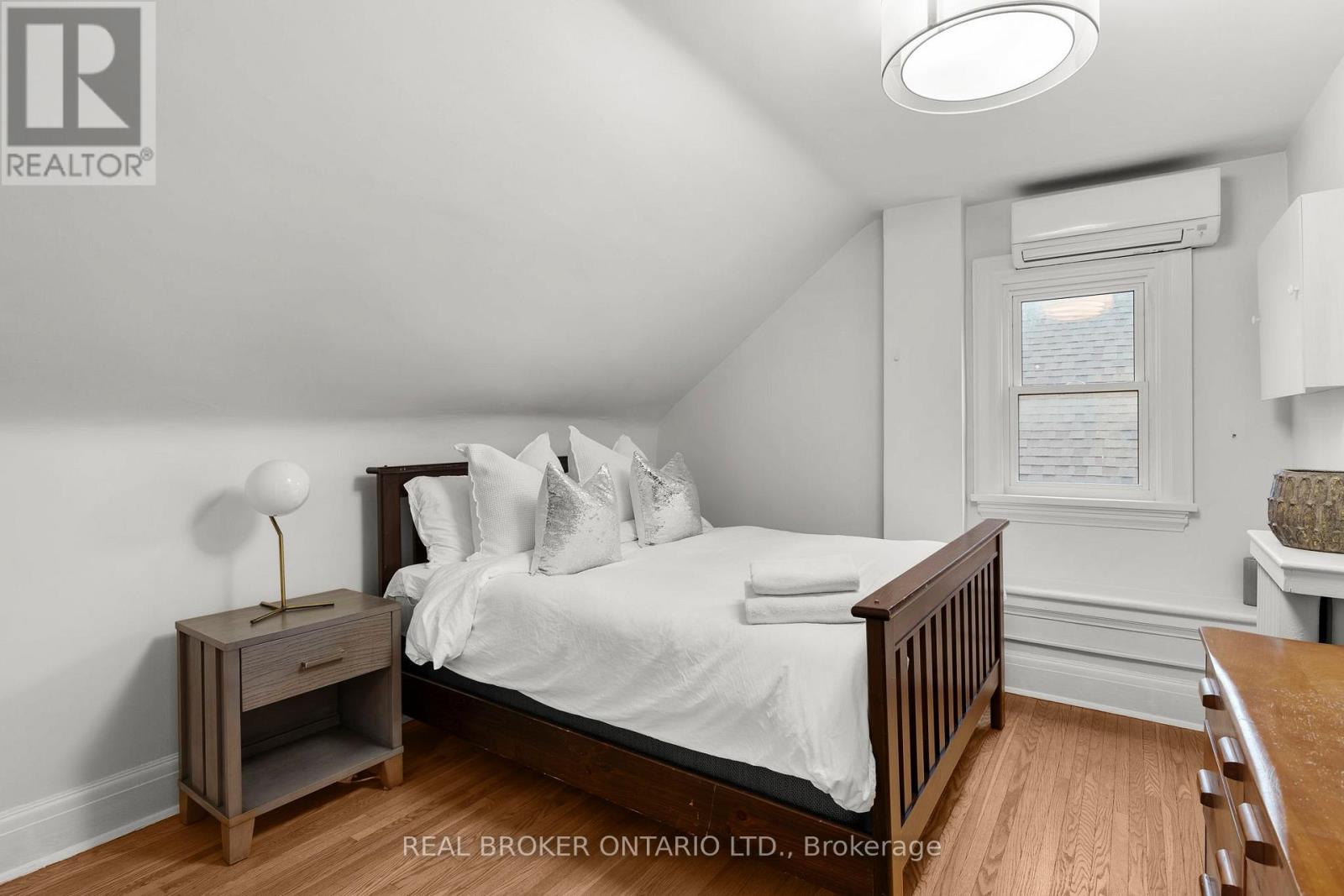 23 Triller Avenue, Toronto, Ontario  M6K 3B7 - Photo 27 - W12566104