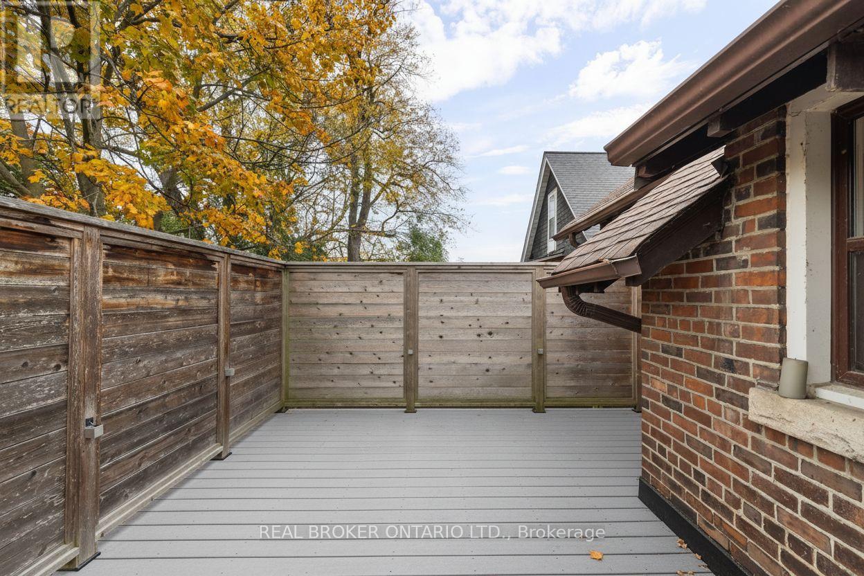 23 Triller Avenue, Toronto, Ontario  M6K 3B7 - Photo 34 - W12566104