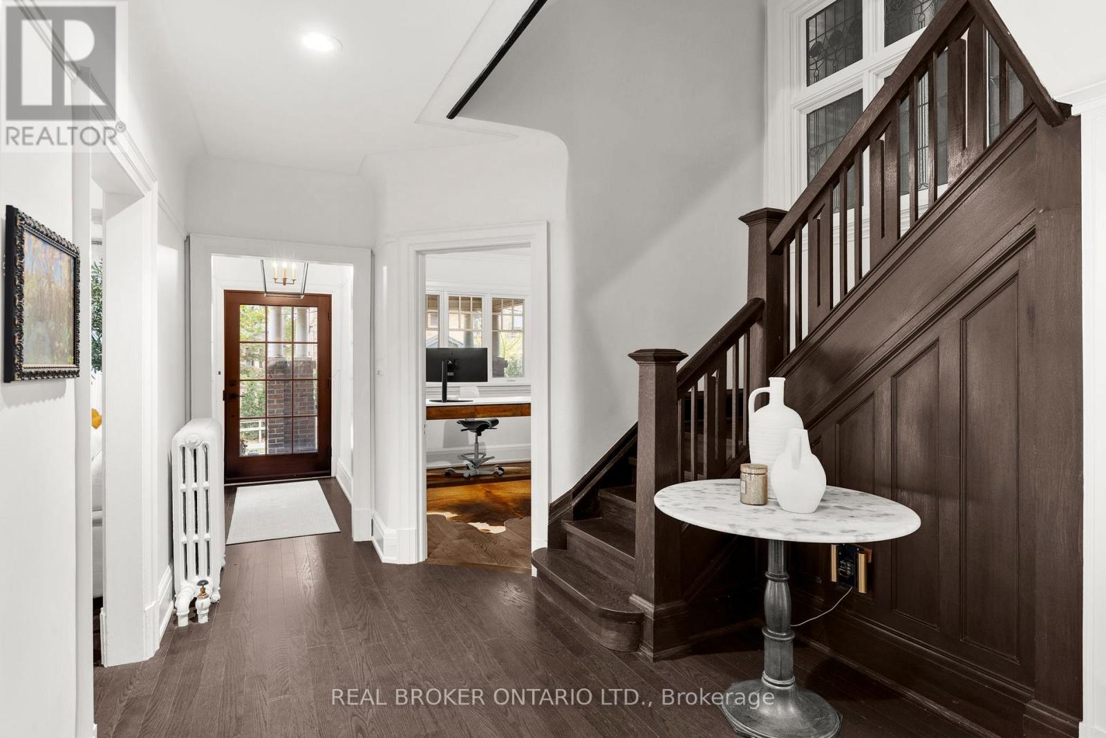 23 Triller Avenue, Toronto, Ontario  M6K 3B7 - Photo 4 - W12566104