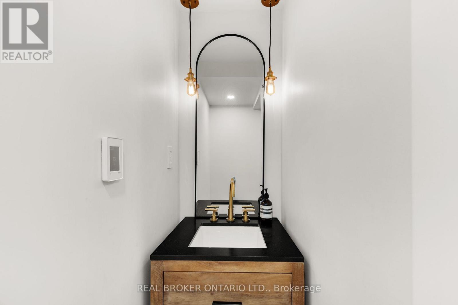 23 Triller Avenue, Toronto, Ontario  M6K 3B7 - Photo 9 - W12566104