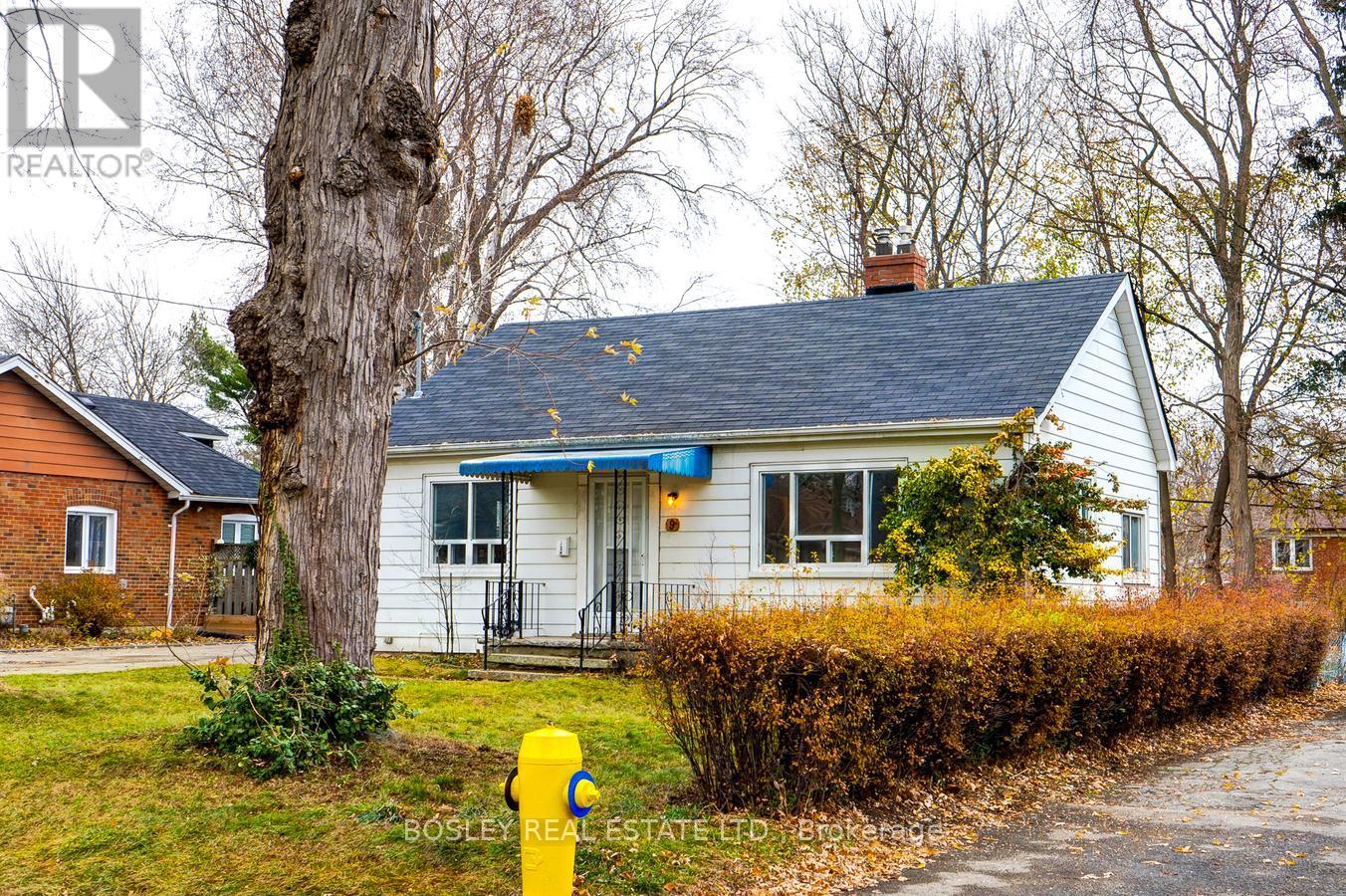 9 THIRTY EIGHTH STREET, Toronto, Ontario