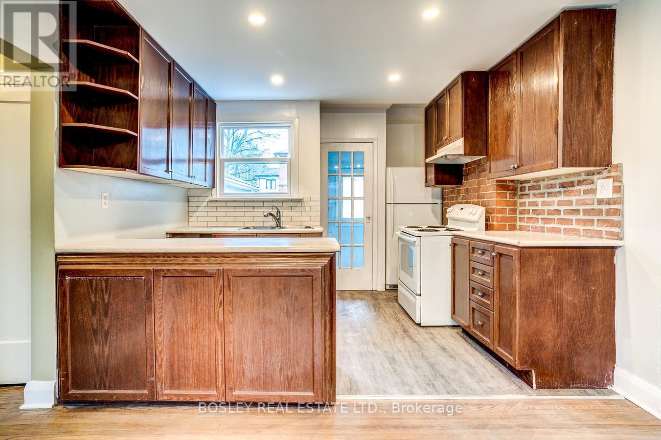 9 Thirty Eighth Street, Toronto, Ontario  M8W 3M1 - Photo 12 - W12566108