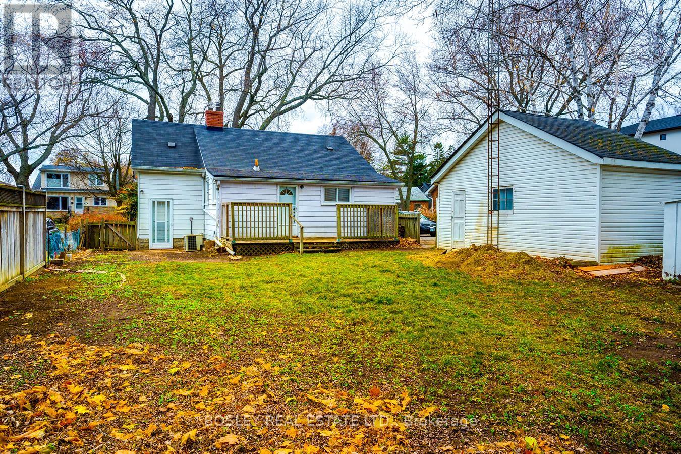 9 Thirty Eighth Street, Toronto, Ontario  M8W 3M1 - Photo 28 - W12566108