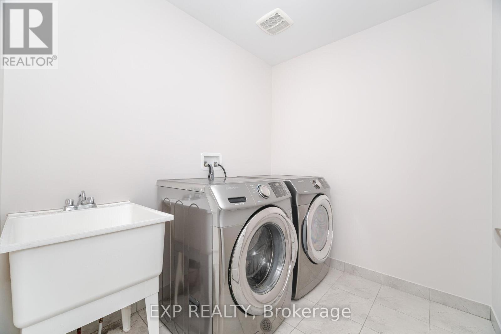 1538 Elsworthy Cross, Milton, Ontario  L9T 8Y6 - Photo 39 - W12566136