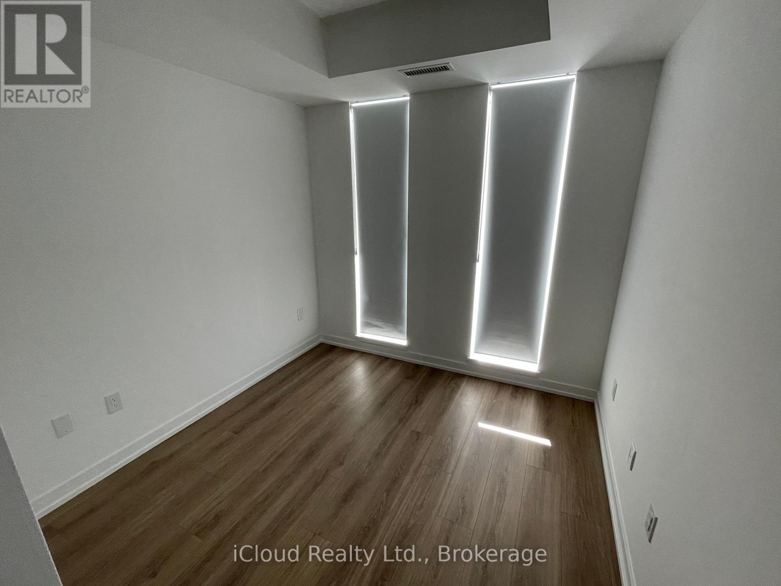 415 - 10 Lagerfeld Drive E, Brampton, Ontario  L7A 0H8 - Photo 12 - W12566142