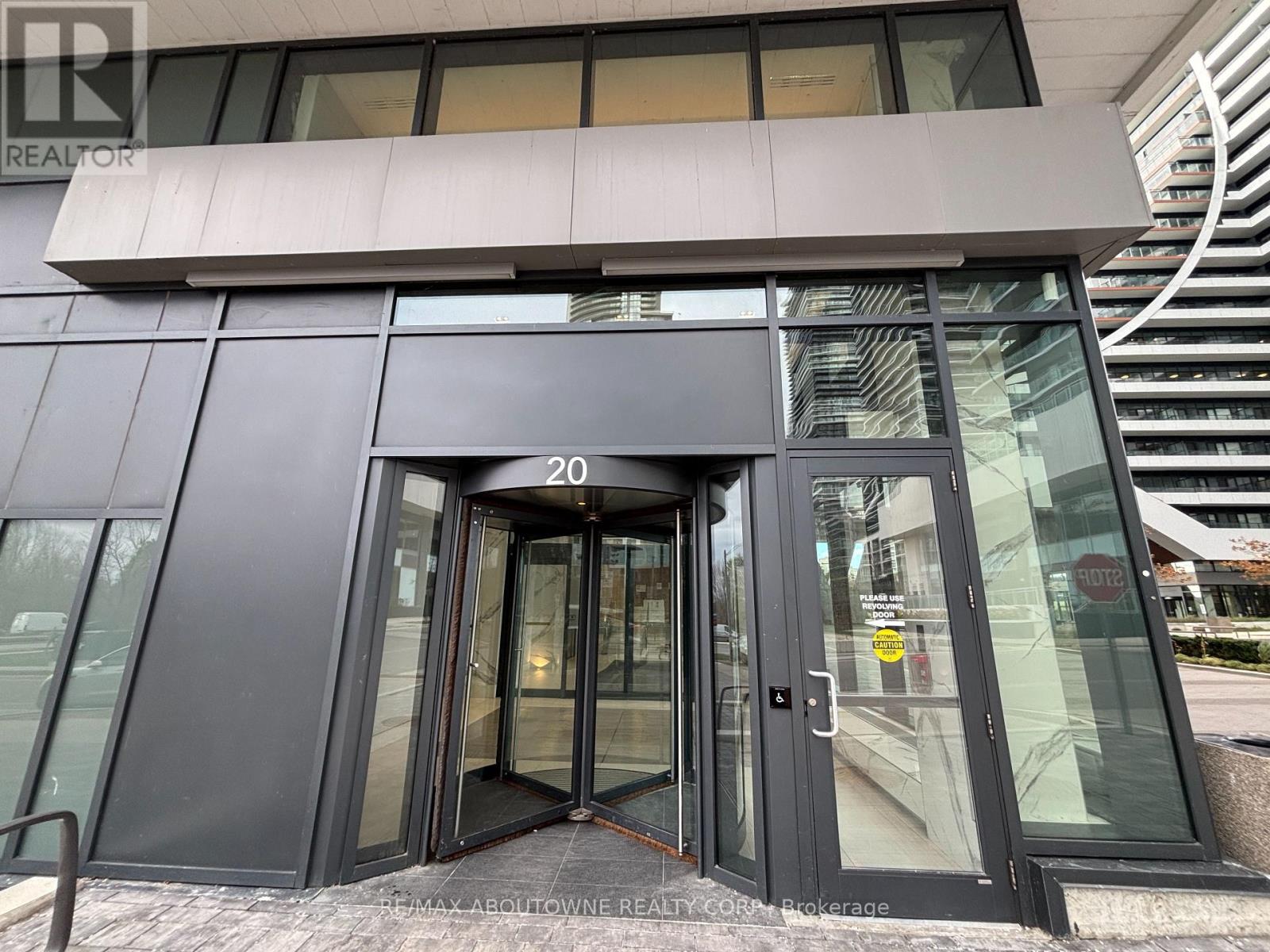 4305 - 20 Shore Breeze Drive, Toronto, Ontario  M8V 0C7 - Photo 6 - W12566146