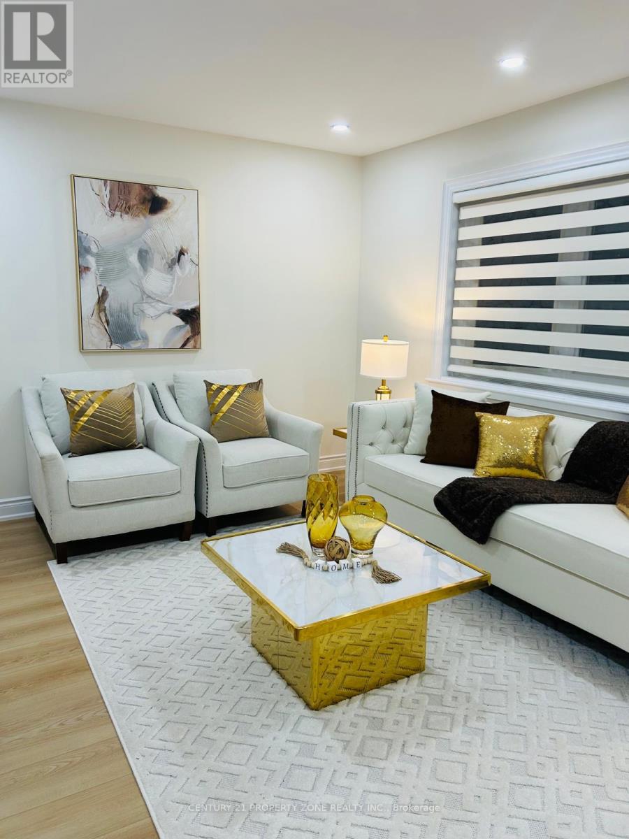 187 Martha Crescent, Caledon, Ontario  L7E 4X2 - Photo 3 - W12566168