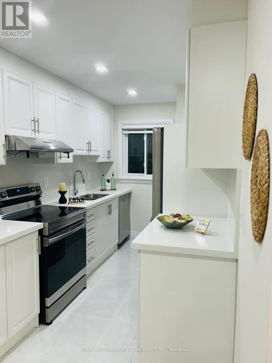 187 Martha Crescent, Caledon, Ontario  L7E 4X2 - Photo 7 - W12566168