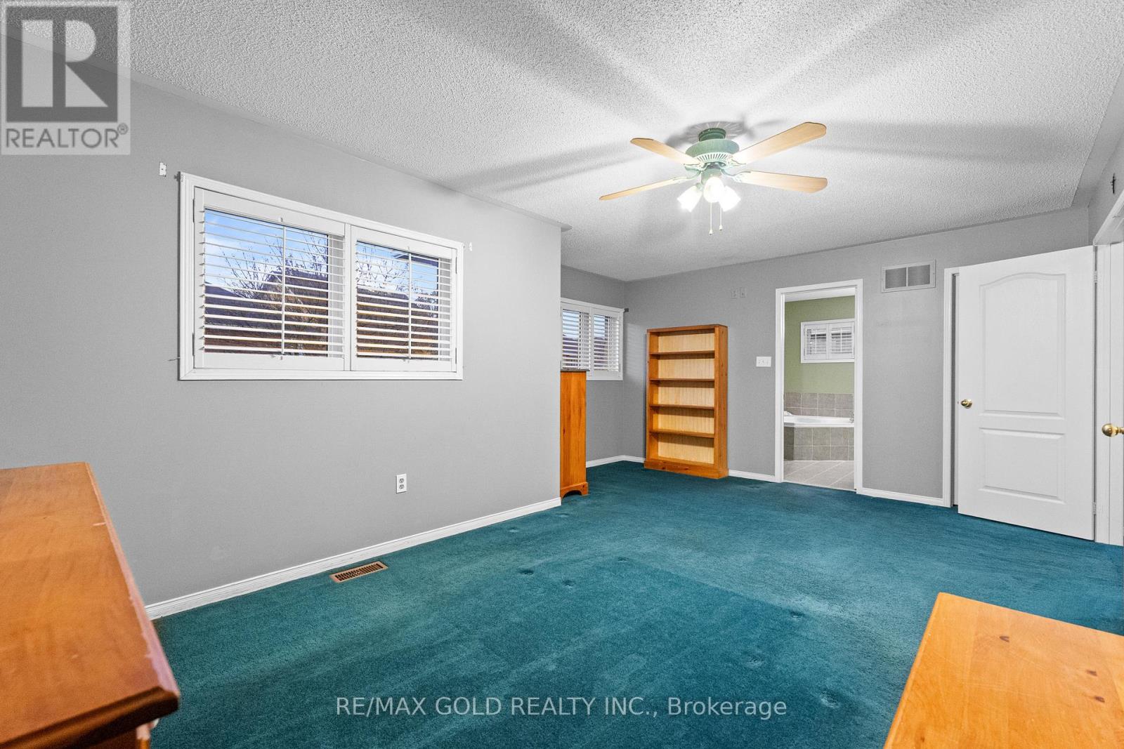 57 Creekwood Drive, Brampton, Ontario L7A 1J3 - Photo 32 - W12566202