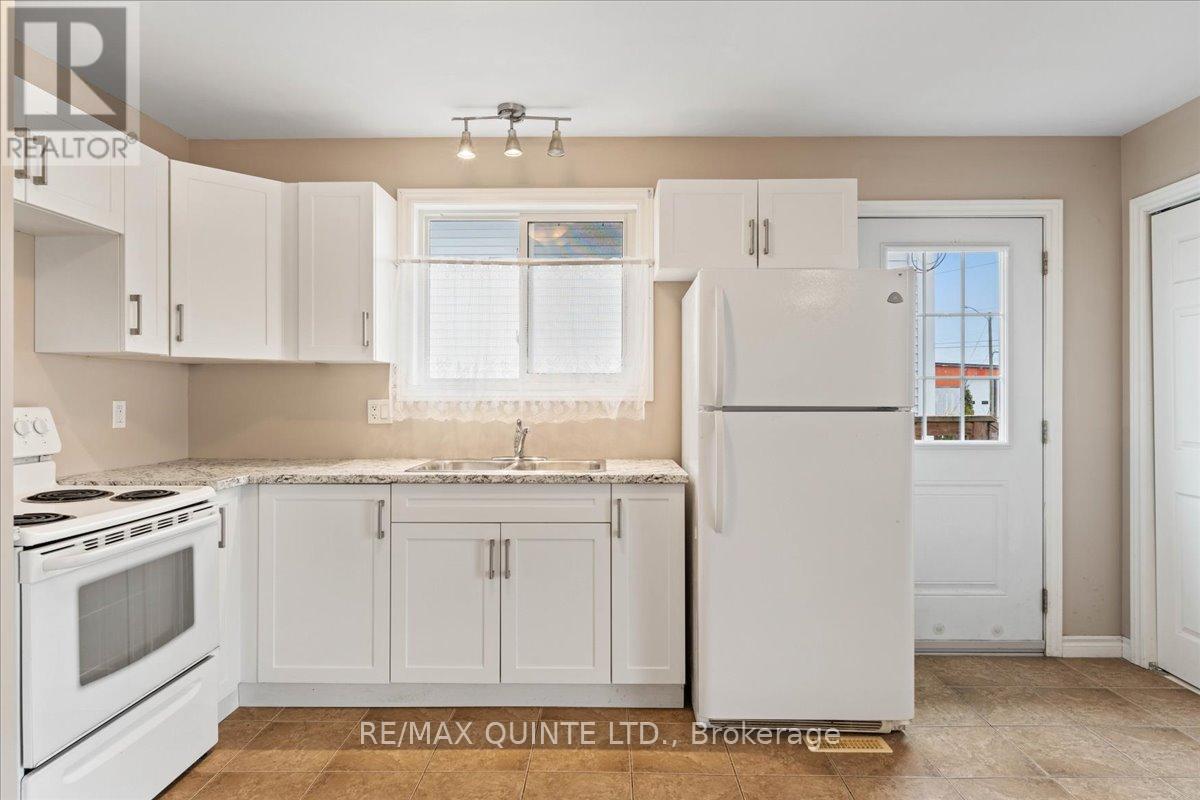 240 College Street E, Belleville, Ontario K8N 2V9 - Photo 7 - X12566258