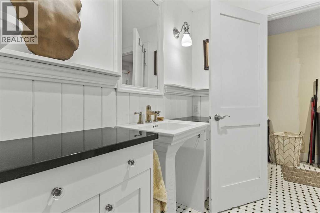 656 Royalite Way Se, Diamond Valley, Alberta  T0L 2A0 - Photo 30 - A2271365