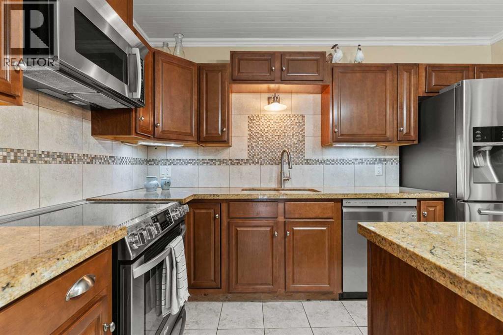 656 Royalite Way Se, Diamond Valley, Alberta  T0L 2A0 - Photo 16 - A2271365