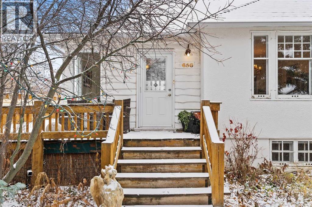 656 Royalite Way Se, Diamond Valley, Alberta  T0L 2A0 - Photo 2 - A2271365