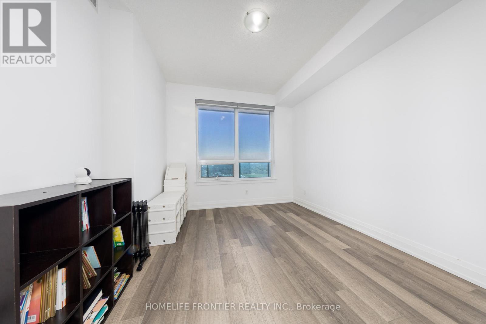 Ph209 - 7167 Yonge Street, Markham, Ontario  L3T 0E1 - Photo 16 - N12565596