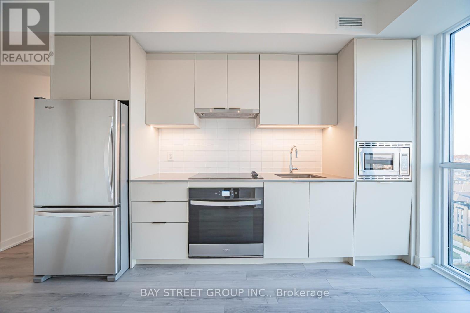 1004 - 3071 Trafalgar Road, Oakville, Ontario  L6H 8C6 - Photo 7 - W12524792