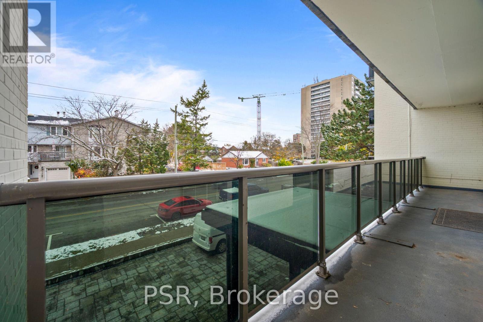 205 - 2300 Marine Drive, Oakville, Ontario  L6L 1C3 - Photo 12 - W12564614