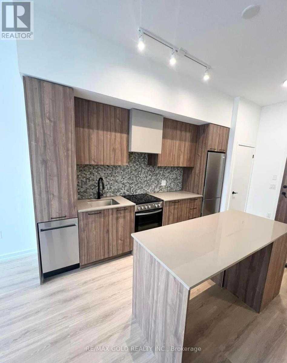 102 - 10 Lagerfeld Drive, Brampton, Ontario  L7A 5L3 - Photo 5 - W12565124