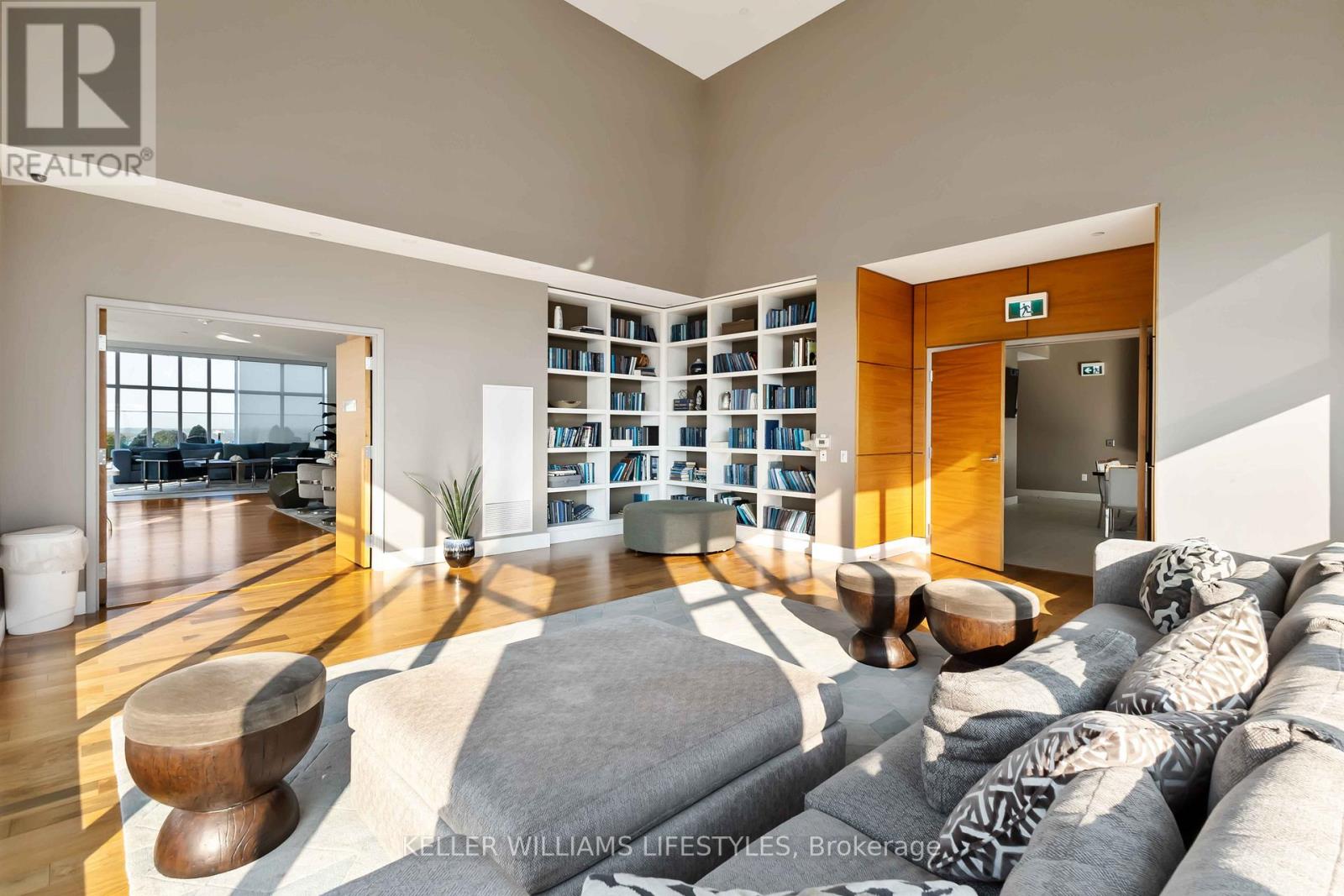 1001 - 505 Talbot Street, London East, Ontario  N6A 2S6 - Photo 4 - X12566276