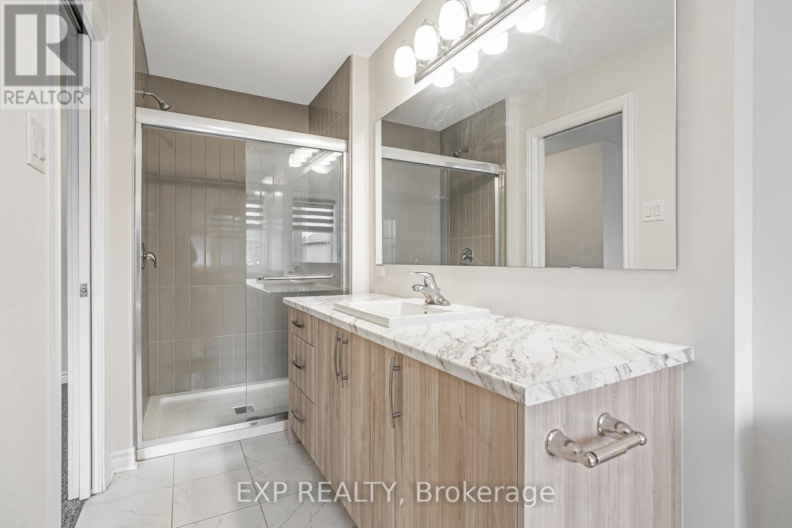 324 Du Ventoux Avenue N, Ottawa, Ontario  K4A 5L6 - Photo 15 - X12566292