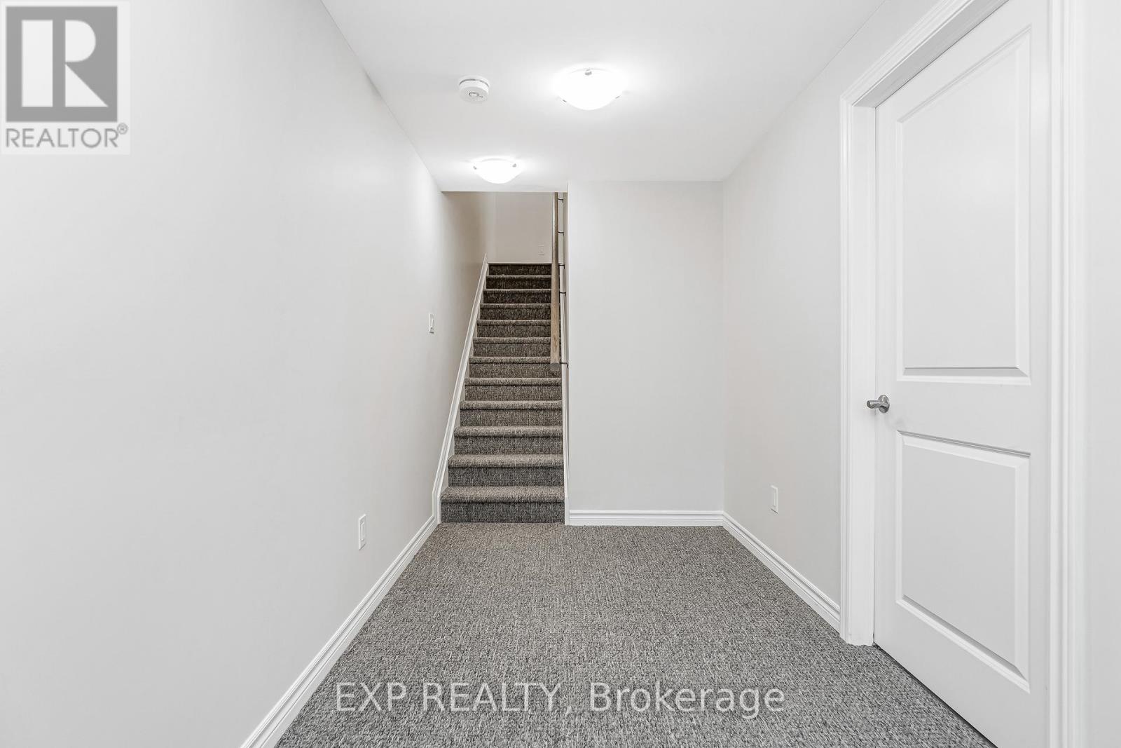 324 Du Ventoux Avenue N, Ottawa, Ontario  K4A 5L6 - Photo 21 - X12566292