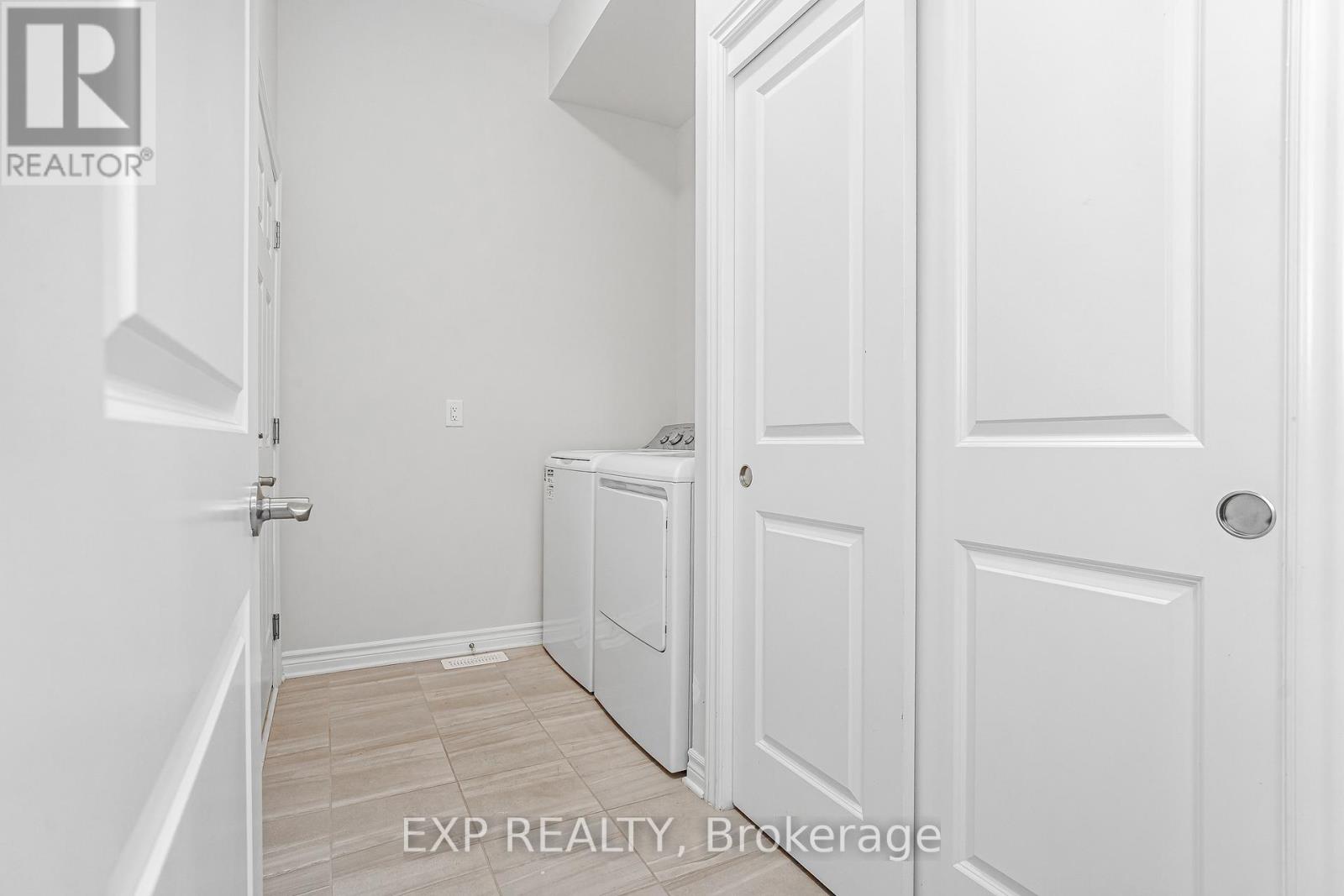 324 Du Ventoux Avenue N, Ottawa, Ontario  K4A 5L6 - Photo 23 - X12566292
