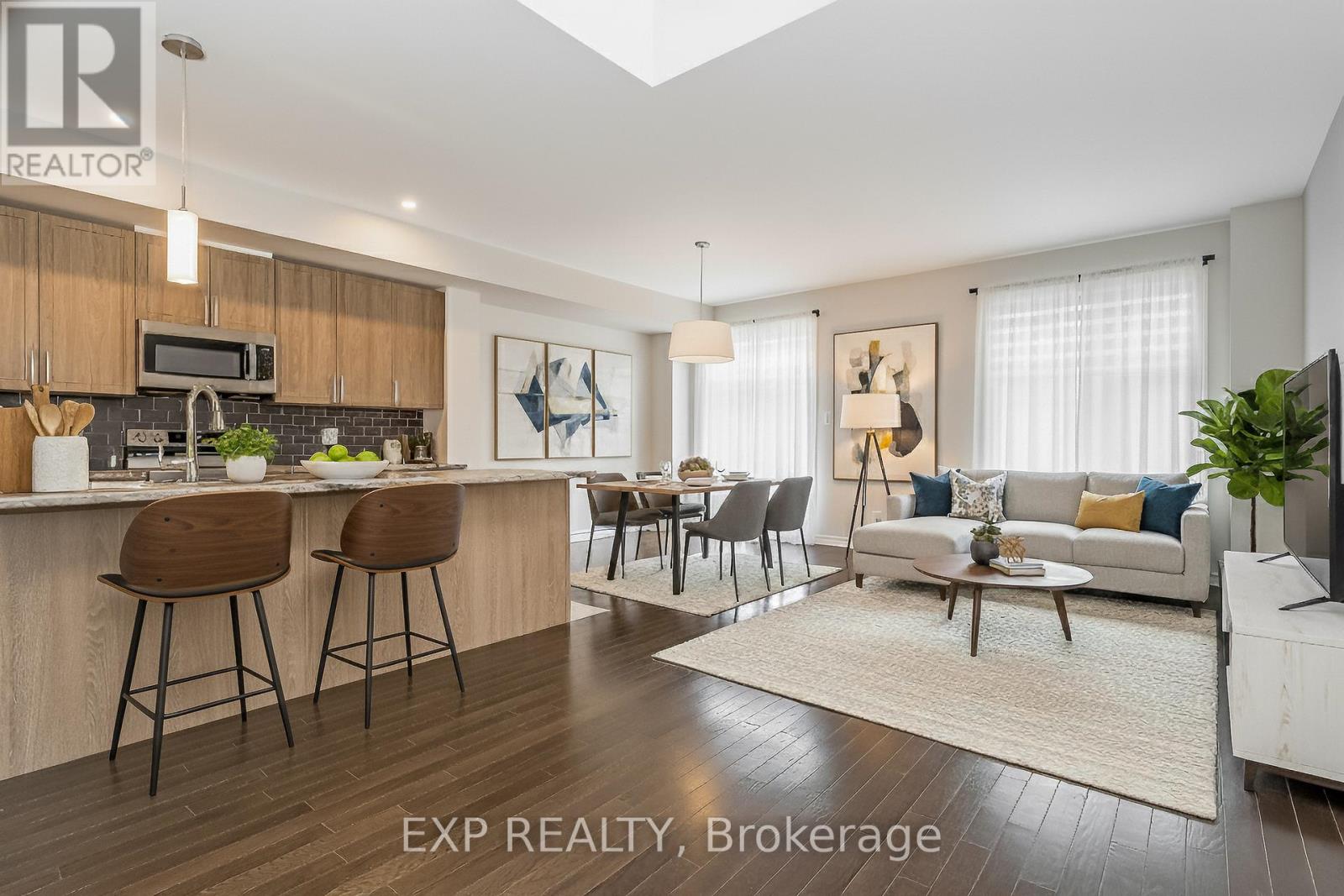 324 Du Ventoux Avenue N, Ottawa, Ontario  K4A 5L6 - Photo 4 - X12566292