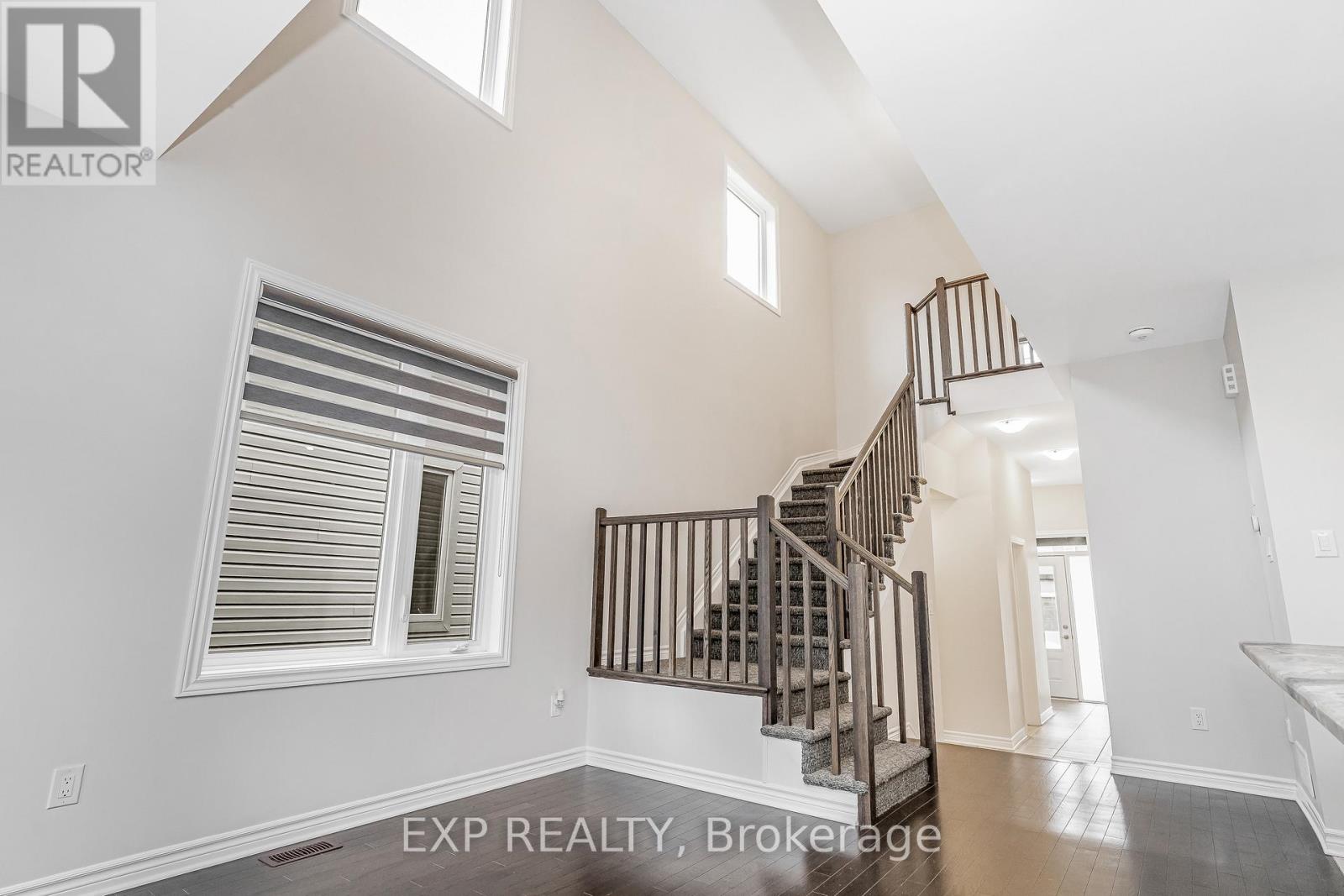 324 Du Ventoux Avenue N, Ottawa, Ontario  K4A 5L6 - Photo 9 - X12566292